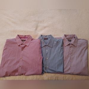 3 Men's long sleeve button down Van Heusen casual/dress shirts